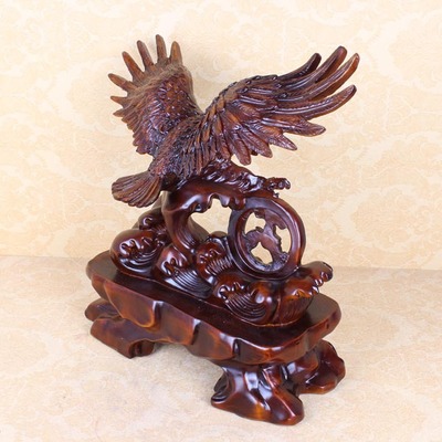 匠心鑄就雄鷹魂，鎮(zhèn)宅納福展宏圖——探秘新款樹脂鷹大展宏圖工藝品